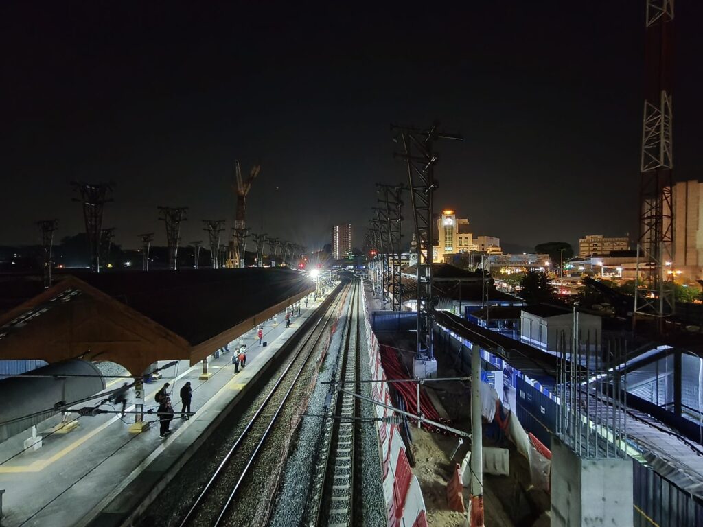 realme 16 Pro Review camera test uw night