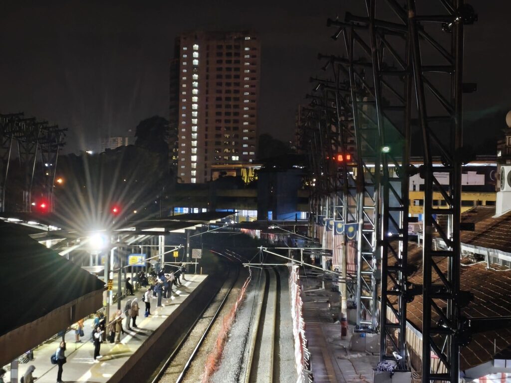 realme 16 Pro Review camera test 4x night