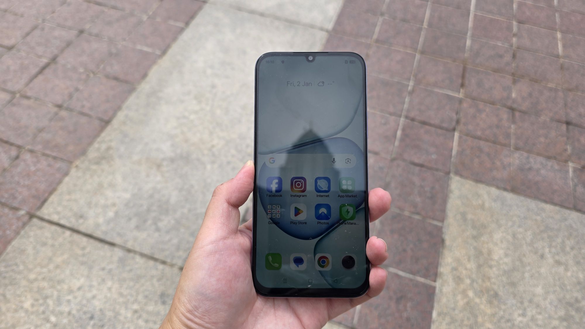 realme C100 5G review screen