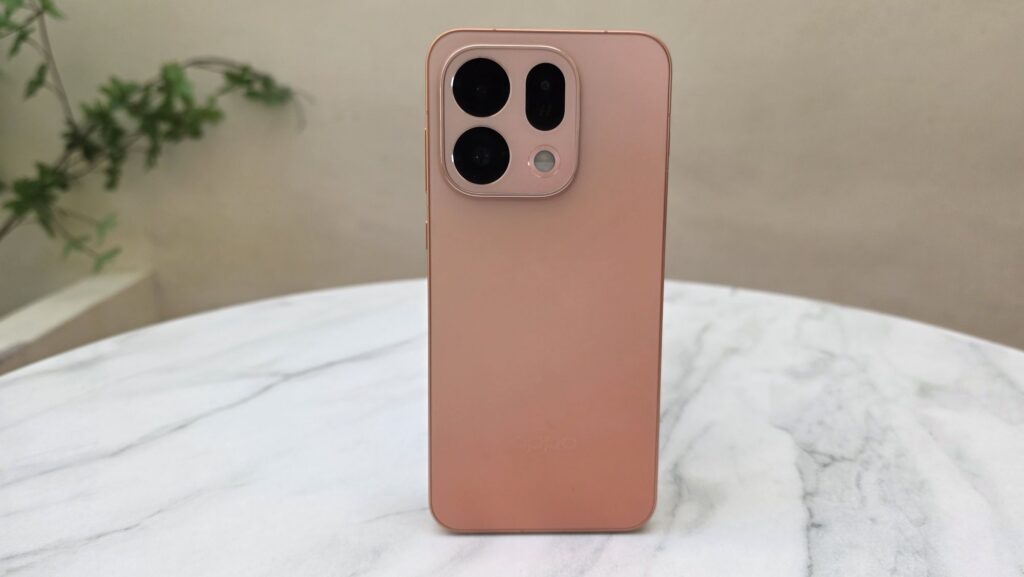 Oppo Find X9s Review - Sleek Budget Flagship with Hasselblad-Tuned Cameras 5