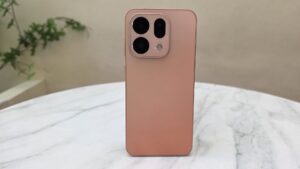 Oppo Find X9s Review - Sleek Budget Flagship with Hasselblad-Tuned Cameras 10