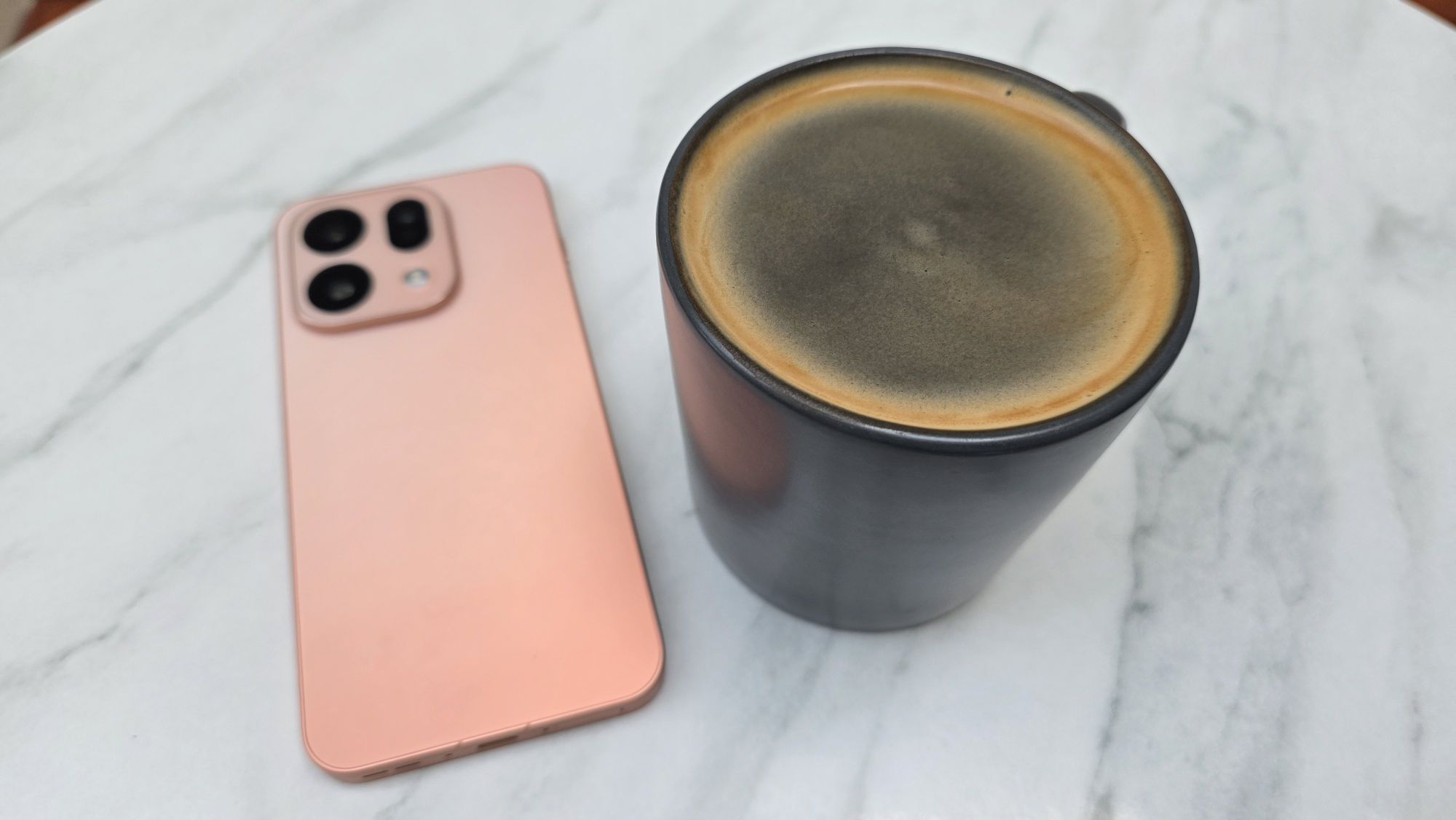 Oppo Find X9s Review rear 2