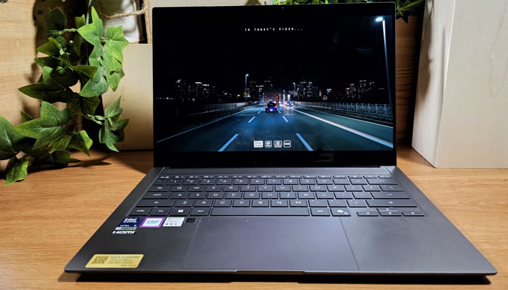 Asus Zenbook S 14 Review (UX5406AA) - Compact computing powerhouse means business 20 Asus Zenbook S 14 Review (UX5406AA) night