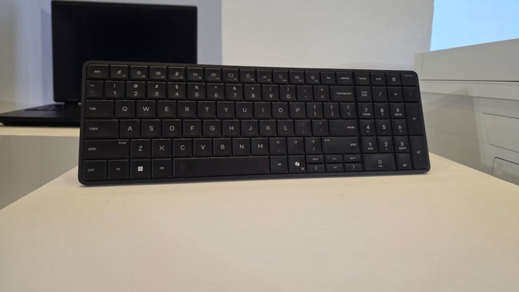 HP EliteBoard G1a AI PC front