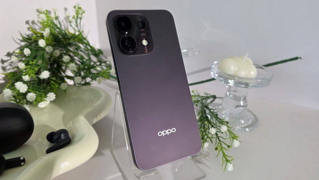 Oppo Reno 16 Pro Review - Compact Flagship with 200MP Main Camera Tested 2 Oppo Reno 16 Pro Review rear