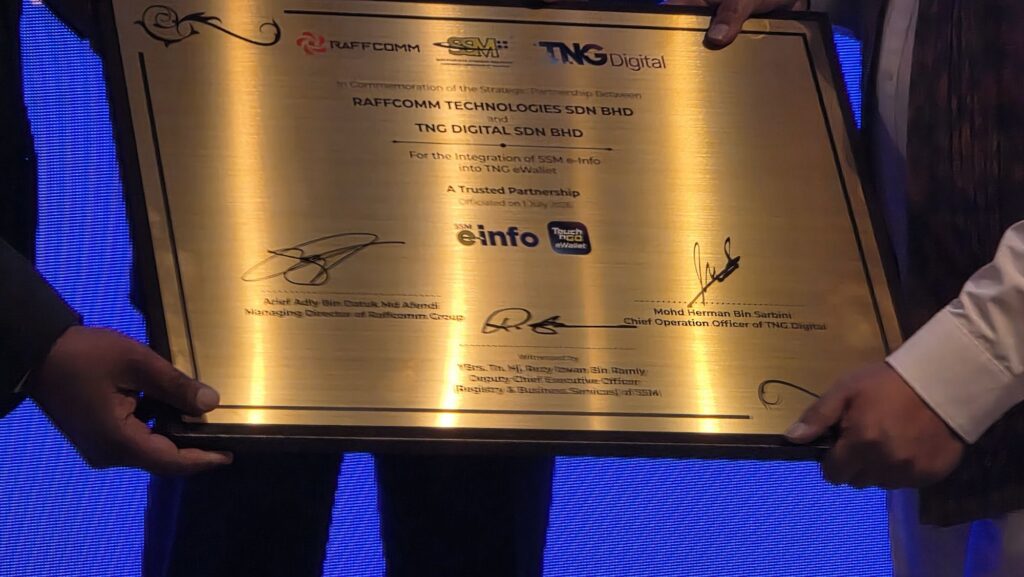 TNG eWallet cover ssm plaque