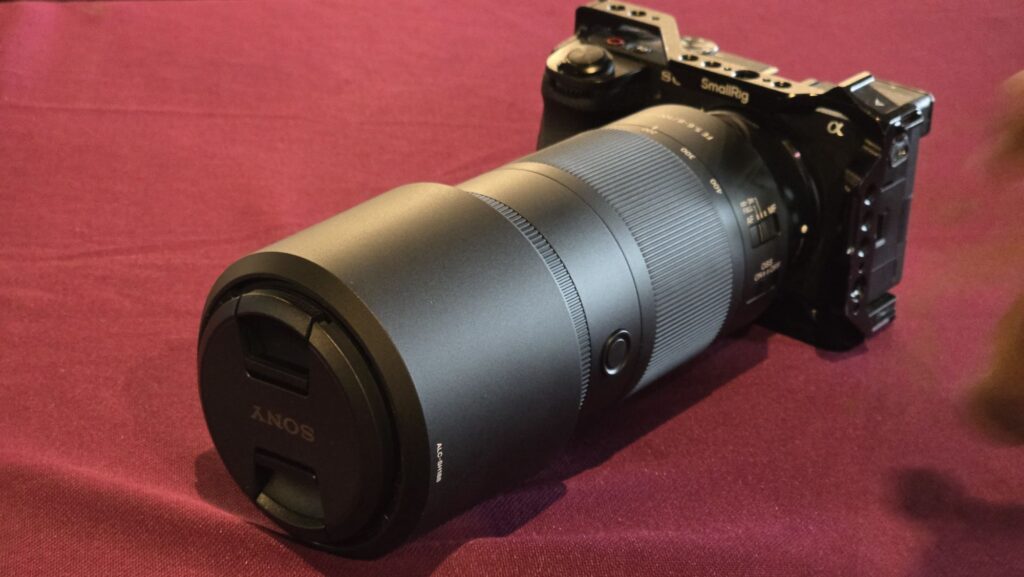 New Sony FE 100-400mm F5.6-8 OSS telephoto zoom lens now available in Malaysia for RM3,499 10