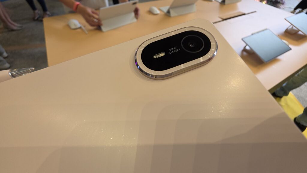 huawei matepad air camera