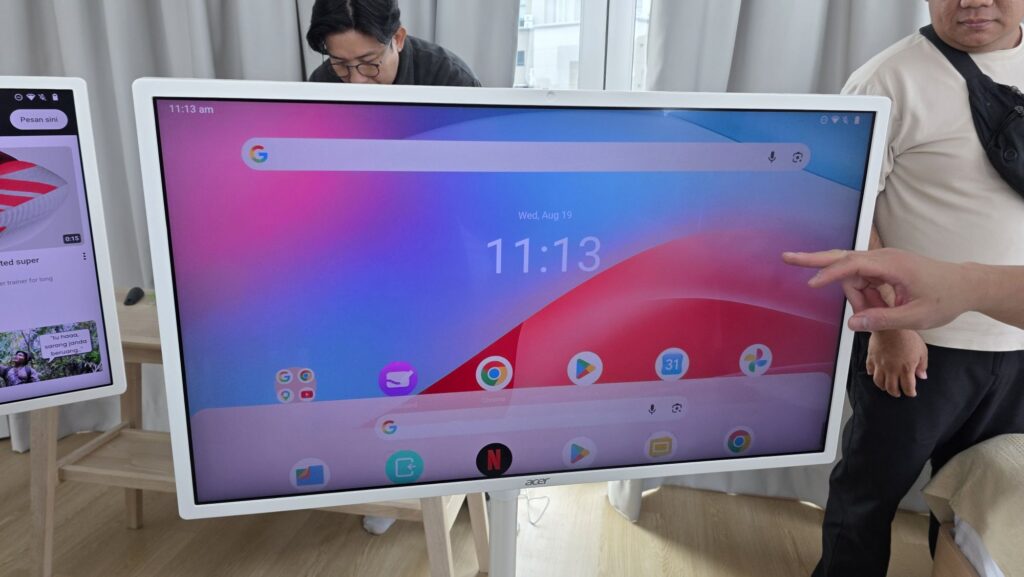 Acer CA321QK and CA271 Smart Monitors front