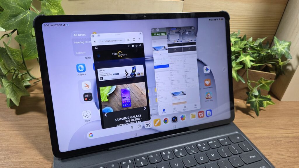 Honor Pad 20 Review open