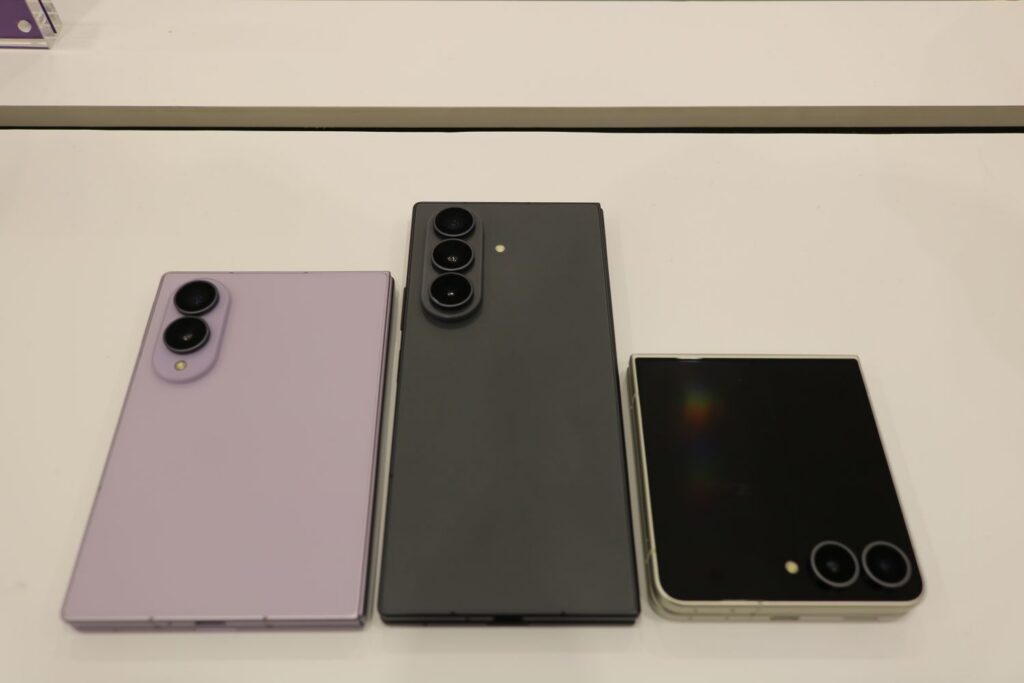 Here’s 8 Reasons Why You Need To Own The New Samsung Galaxy Z Fold 8 Flagship Foldable 2 Samsung Galaxy Z Fold 8 size