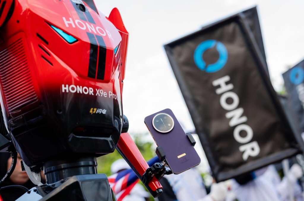 Honor X9e Pro teased at Malaysia National Day parade 7