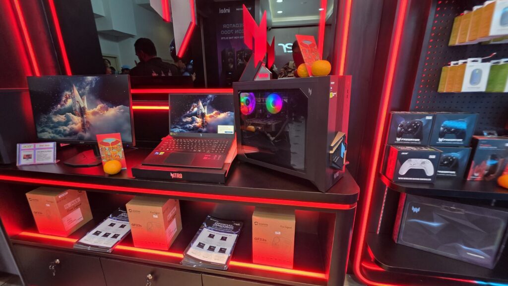 Acer reveals Malaysia’s first ever Predator concept store with opening specials aplenty and new Predator Orion 7000 gaming desktop 6 predator concept store inside 2
