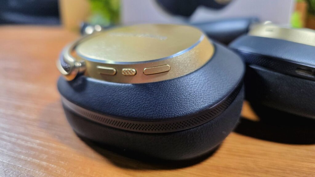 Bowers & Wilkins Px8 S2 review 3
