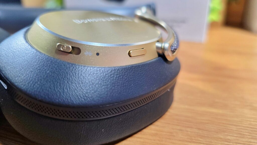 Bowers & Wilkins Px8 S2 review 4