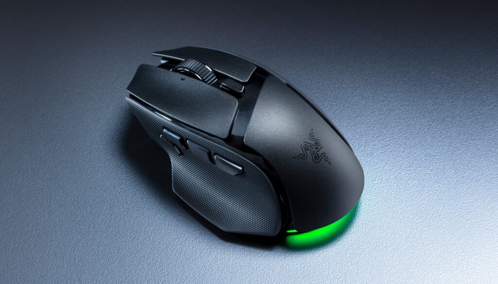 razer basilisk v4 hyperspeed rear