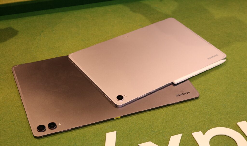samsung galaxy tab s12 series rear