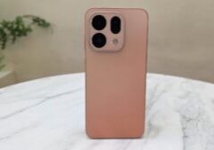 Oppo Find X9s Review rear
