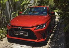 Toyota Vios 1.5G red front