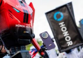honor x9e pro and robot